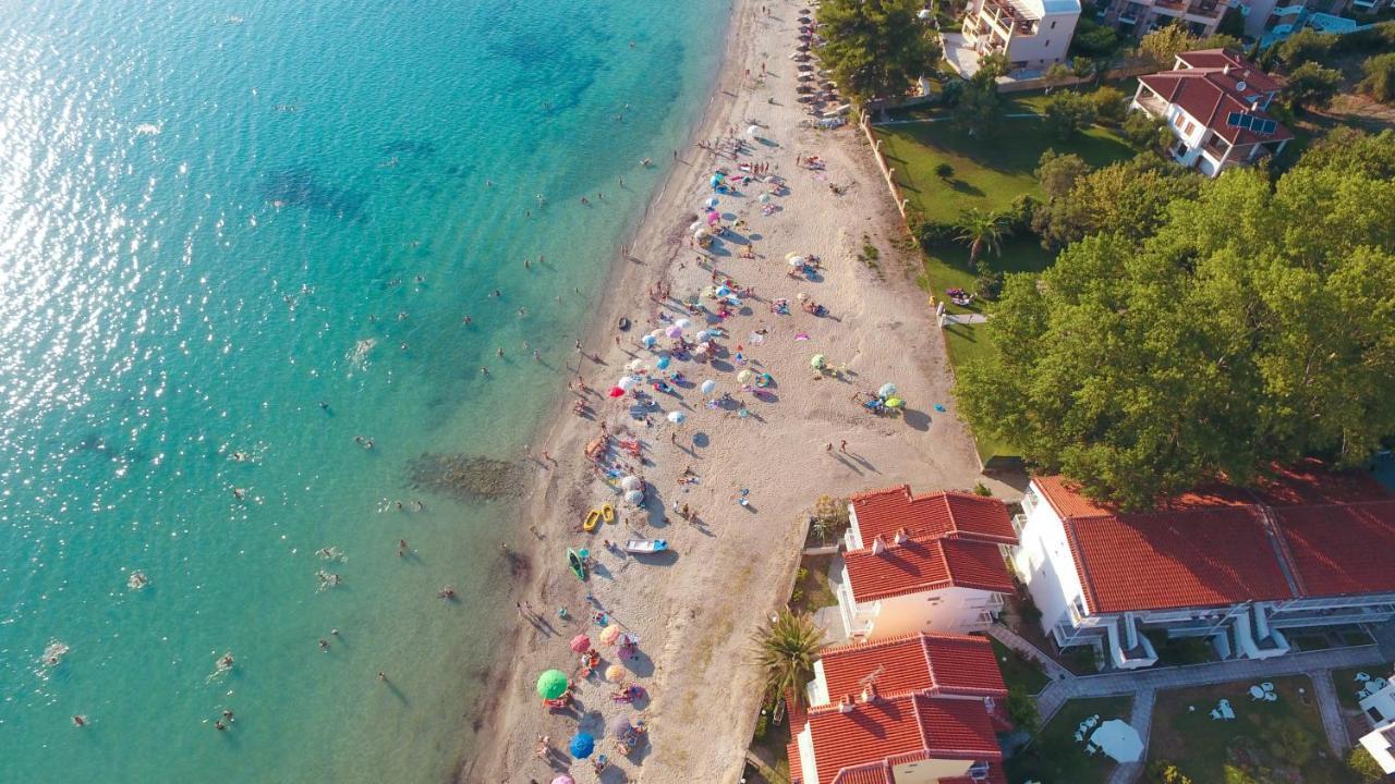 Aello Sea-Seafront Apartments Skála Foúrkas Eksteriør billede
