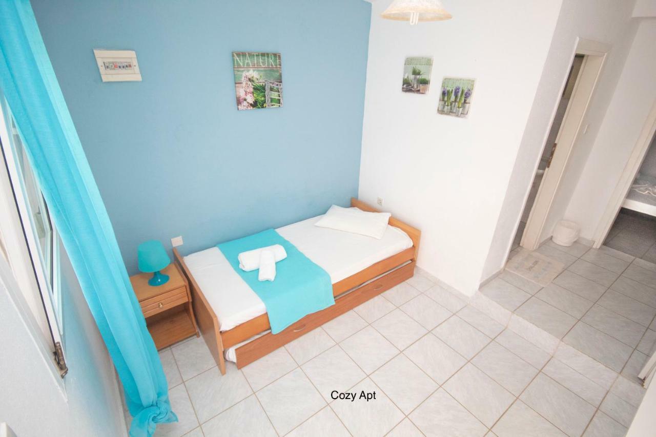 Aello Sea-Seafront Apartments Skála Foúrkas Eksteriør billede